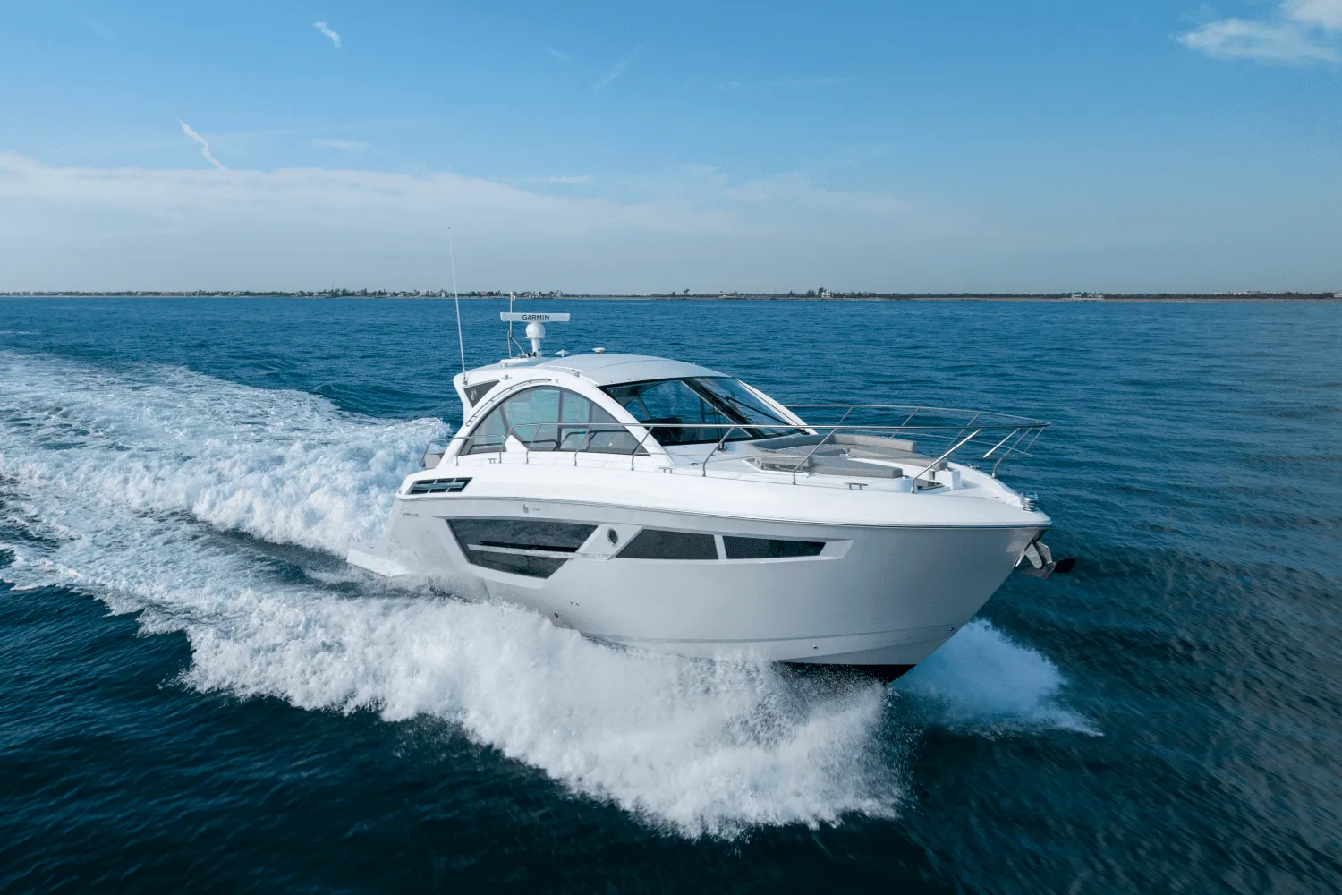 2026 Cruisers Yachts 50 Cantius Image Thumbnail #2