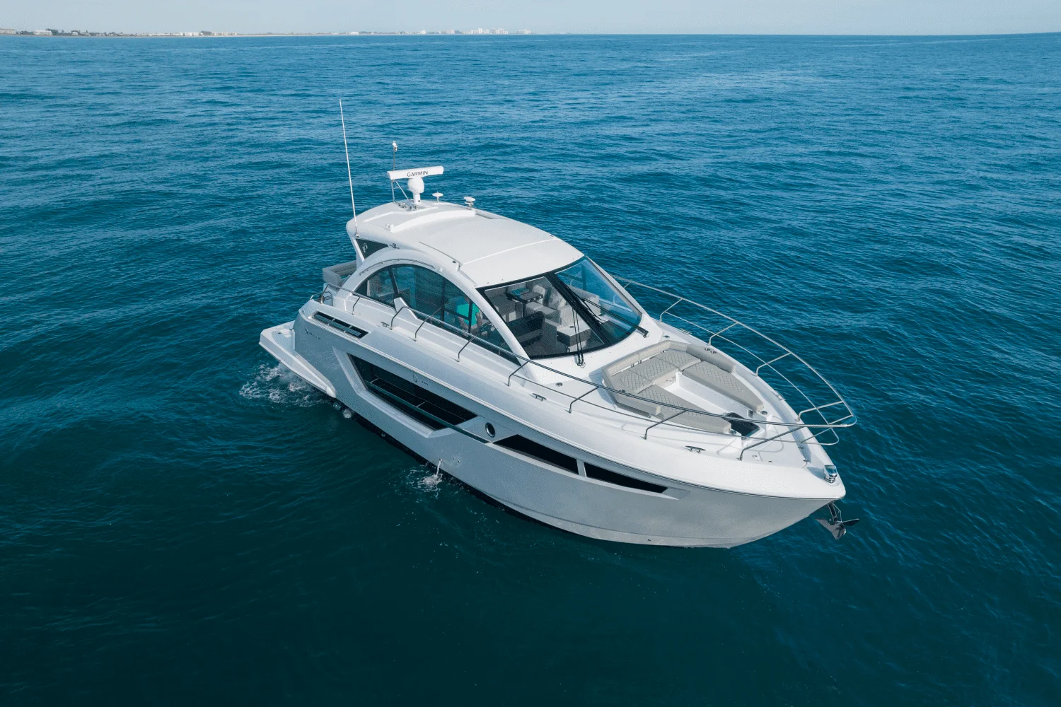 2026 Cruisers Yachts 50 Cantius Image Thumbnail #6