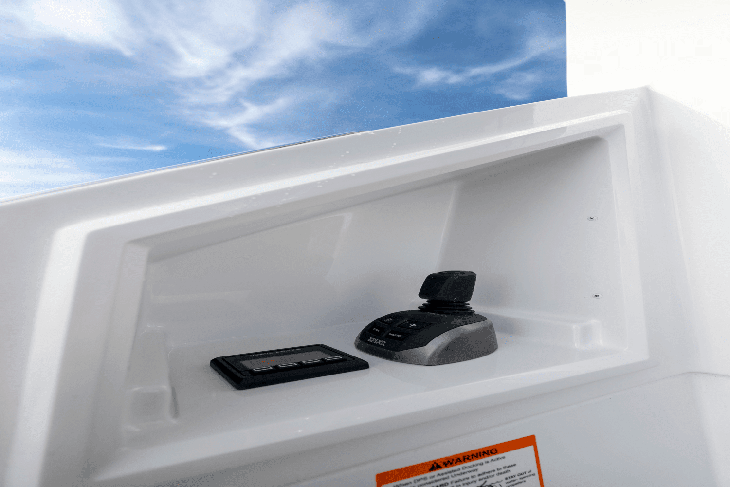 2026 Cruisers Yachts 50 Cantius Image Thumbnail #39