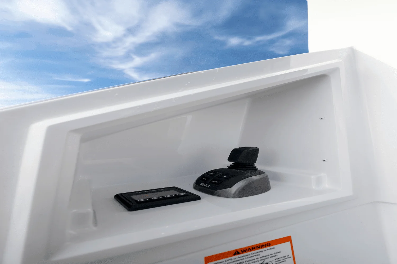 2026 Cruisers Yachts 50 Cantius Image Thumbnail #39