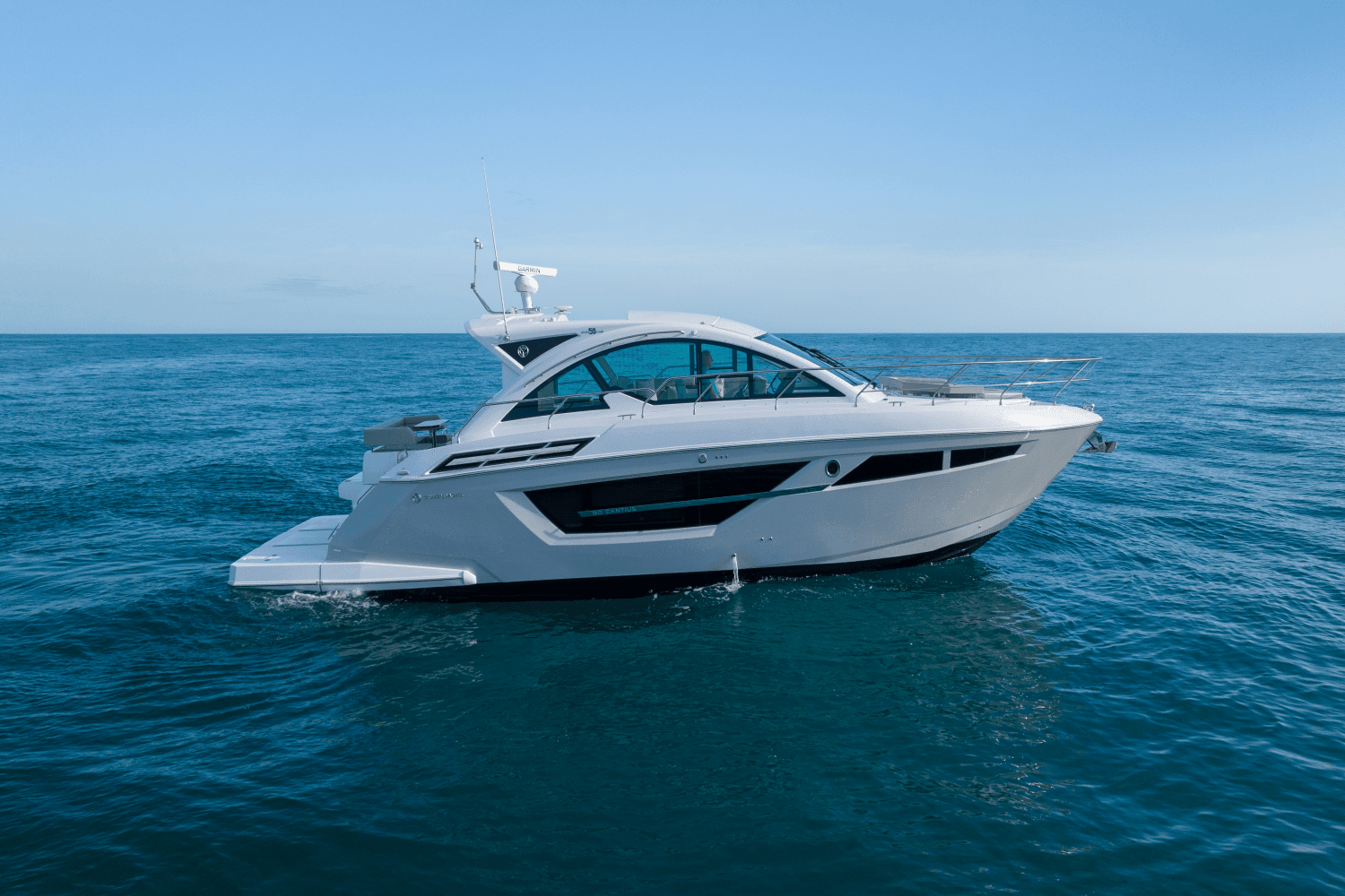 2026 Cruisers Yachts 50 Cantius Image Thumbnail #4