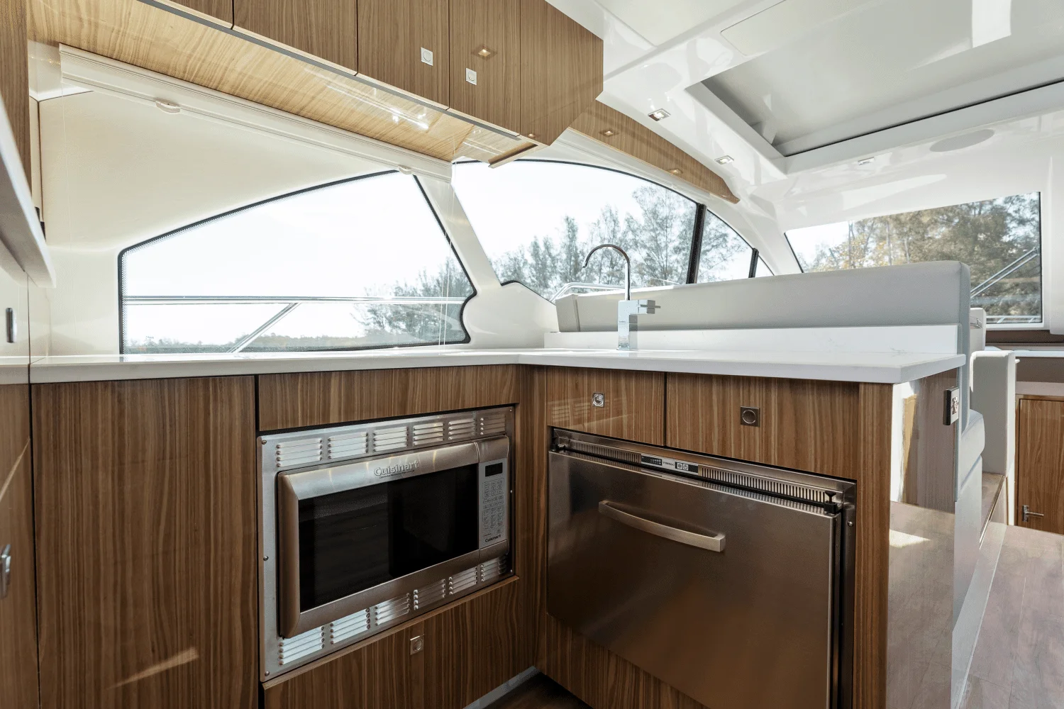 2026 Cruisers Yachts 50 Cantius Image Thumbnail #86