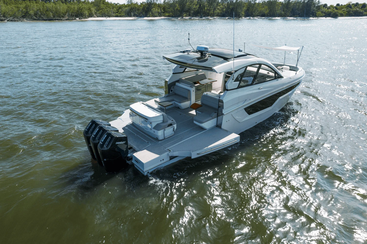 2026 Cruisers Yachts 50 GLS Outboard Image Thumbnail #18