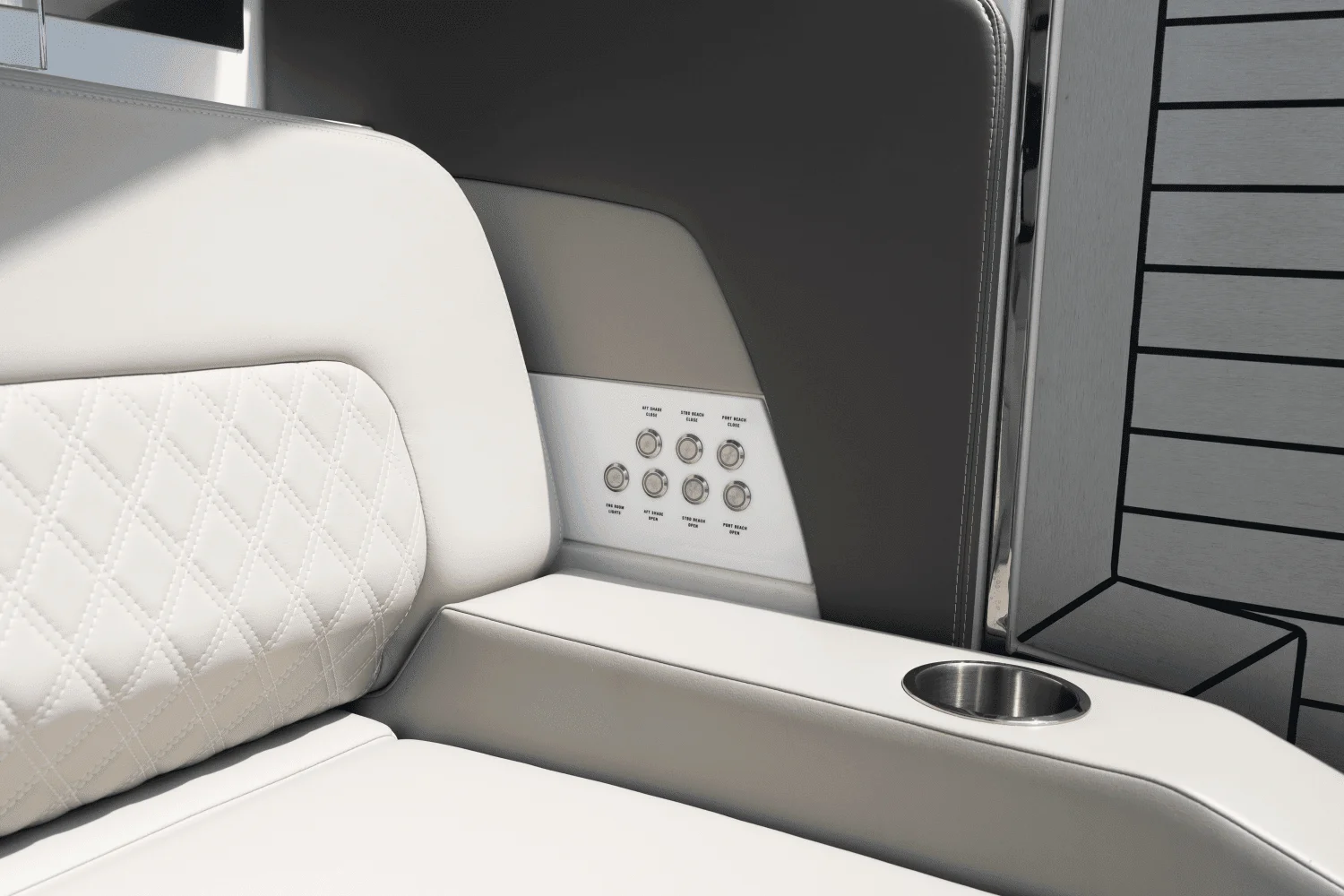 2026 Cruisers Yachts 50 GLS Outboard Image Thumbnail #56