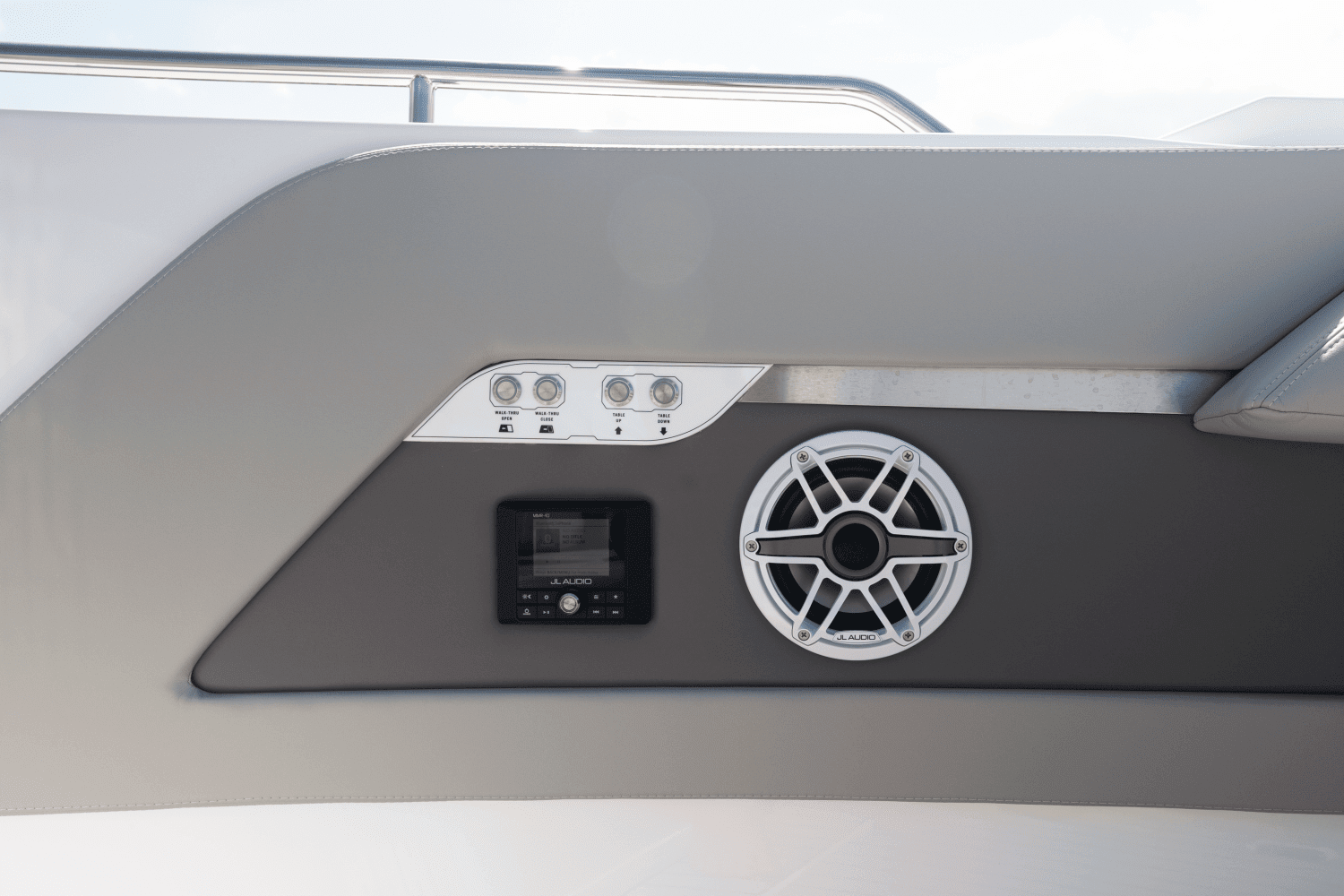 2026 Cruisers Yachts 50 GLS Outboard Image Thumbnail #70