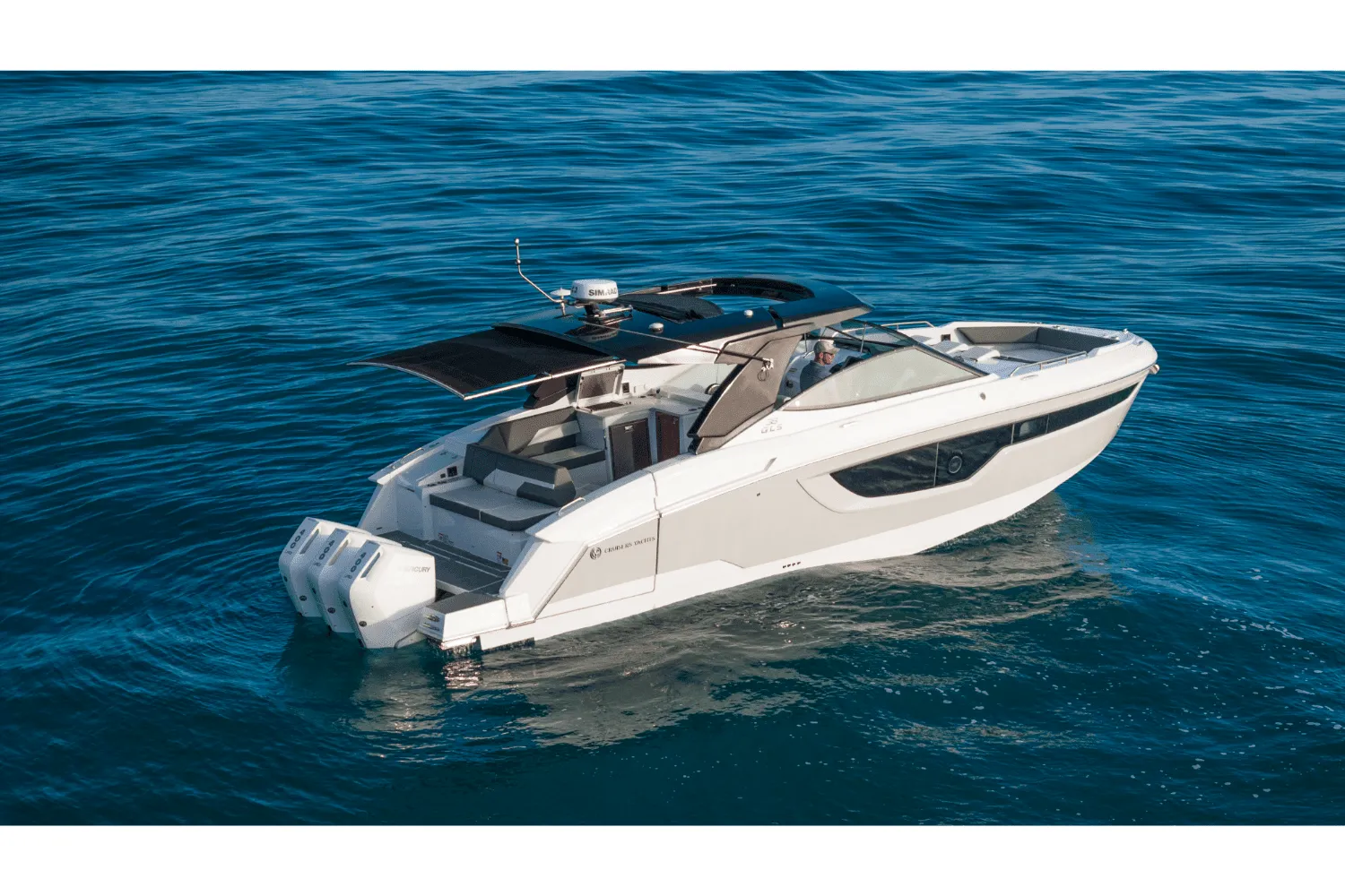 2026 Cruisers Yachts 38 GLS Outboard Image Thumbnail #25
