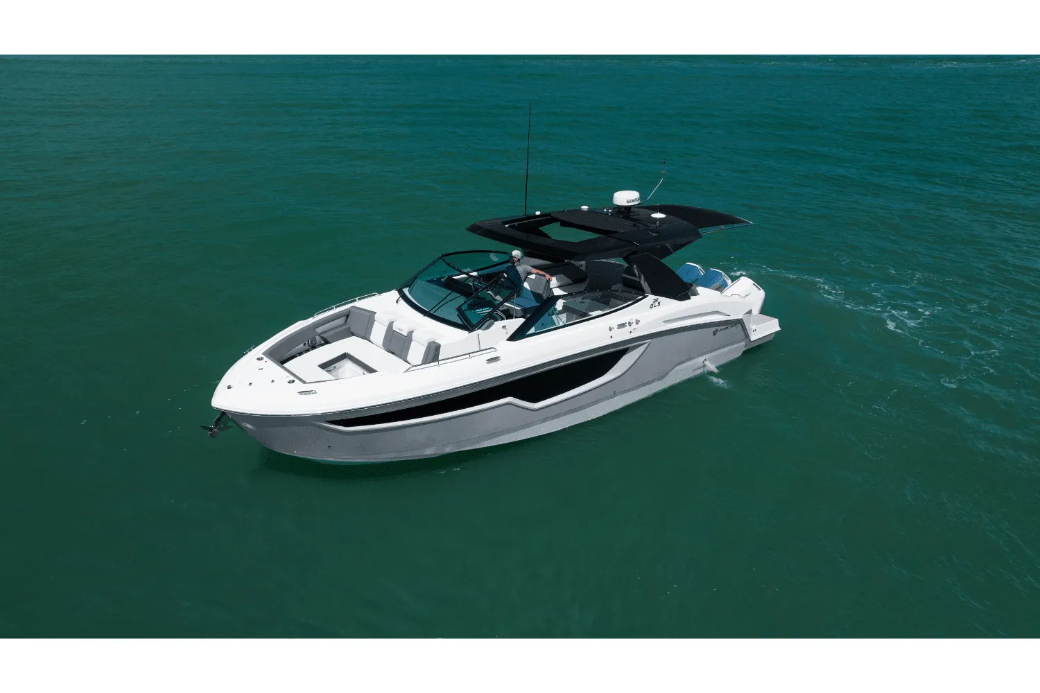 2026 Cruisers Yachts 38 GLS Outboard Image Thumbnail #34