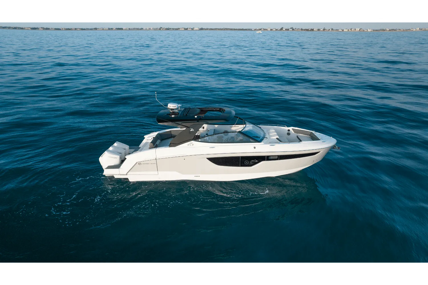 2026 Cruisers Yachts 38 GLS Outboard Image Thumbnail #6