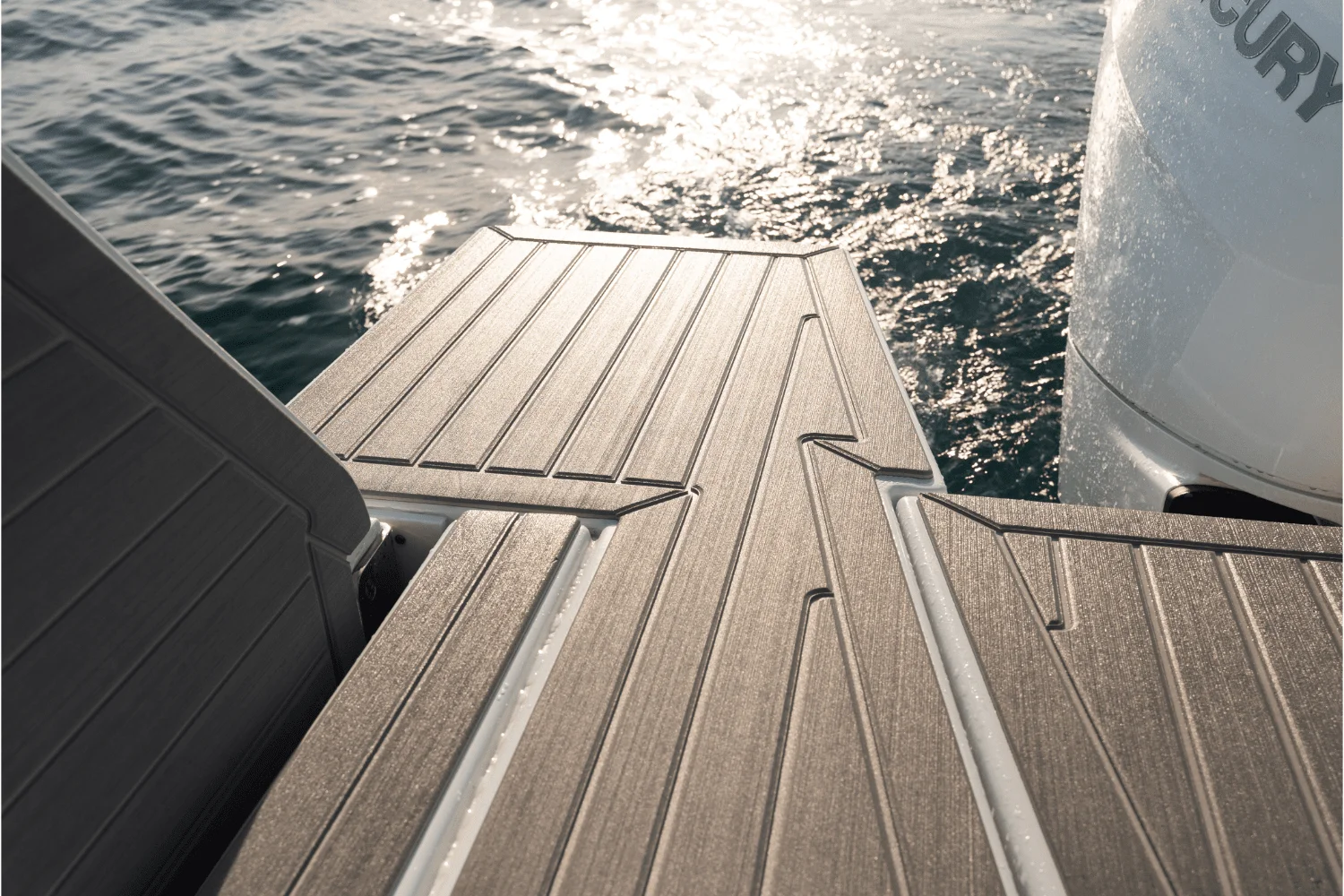 2026 Cruisers Yachts 38 GLS Outboard Image Thumbnail #51