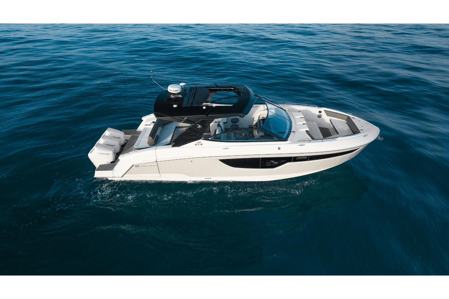 2026 Cruisers Yachts 38 GLS Outboard Image Thumbnail #5