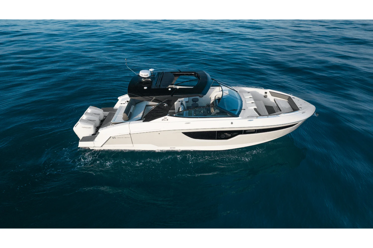 2026 Cruisers Yachts 38 GLS Outboard Image Thumbnail #5