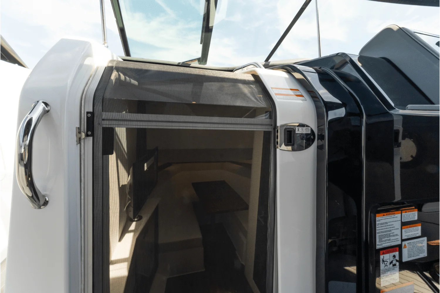 2026 Cruisers Yachts 38 GLS Outboard Image Thumbnail #97