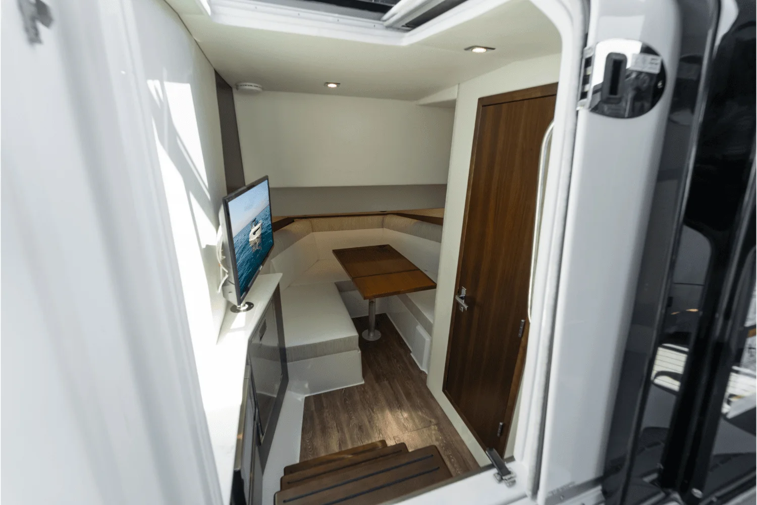 2026 Cruisers Yachts 38 GLS Outboard Image Thumbnail #96