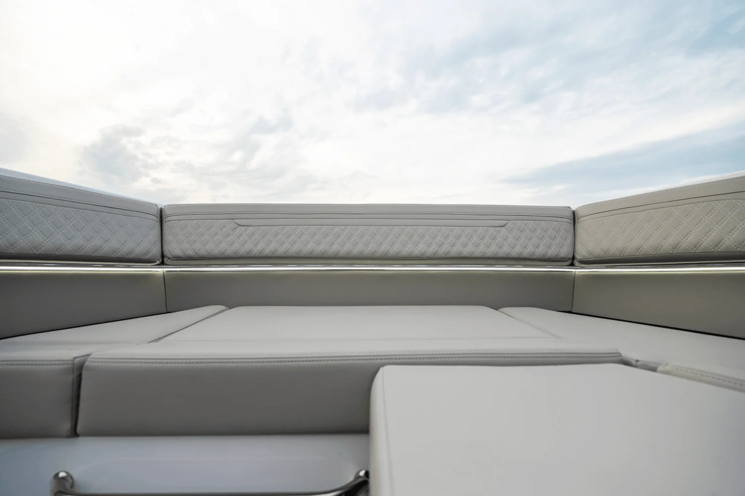 2026 Cruisers Yachts 34 GLS Outboard Image Thumbnail #14