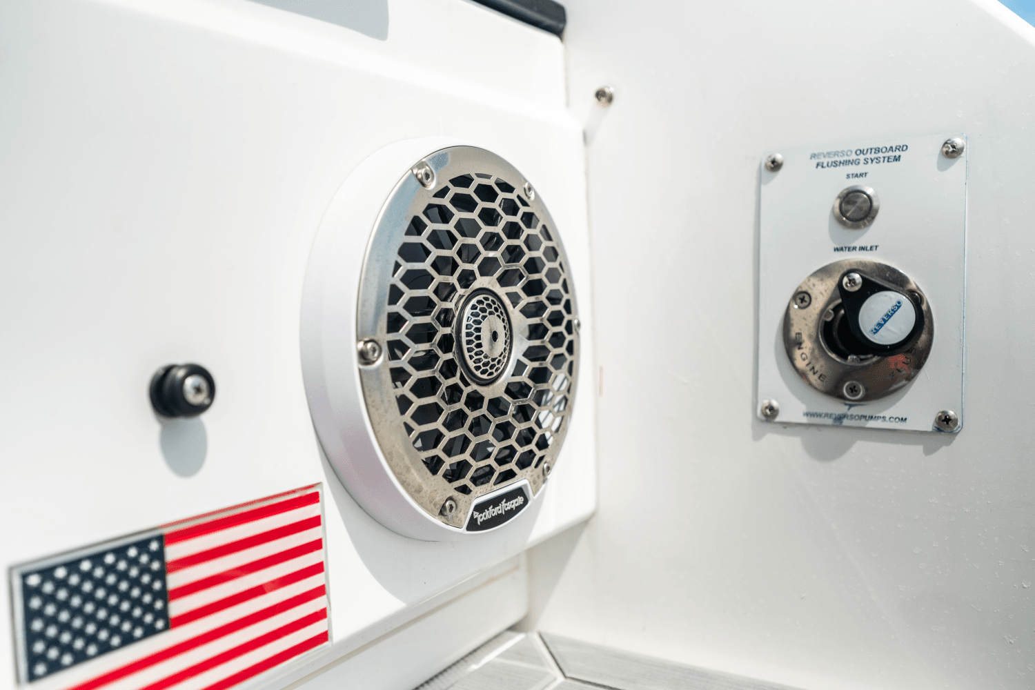 2026 Cruisers Yachts 34 GLS Outboard Image Thumbnail #10