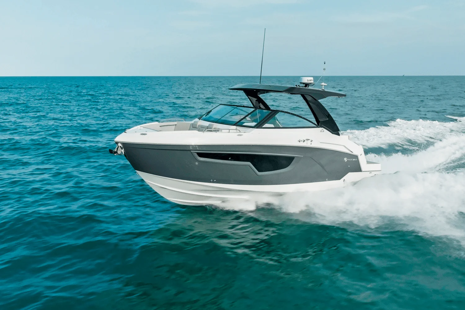 2026 Cruisers Yachts 34 GLS Outboard Image Thumbnail #37