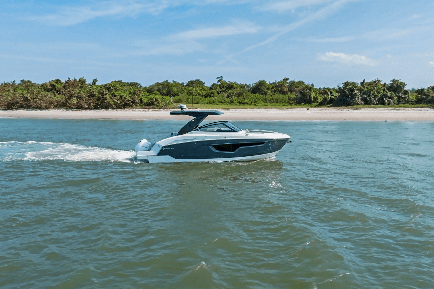 2026 Cruisers Yachts 34 GLS Outboard Image Thumbnail #33