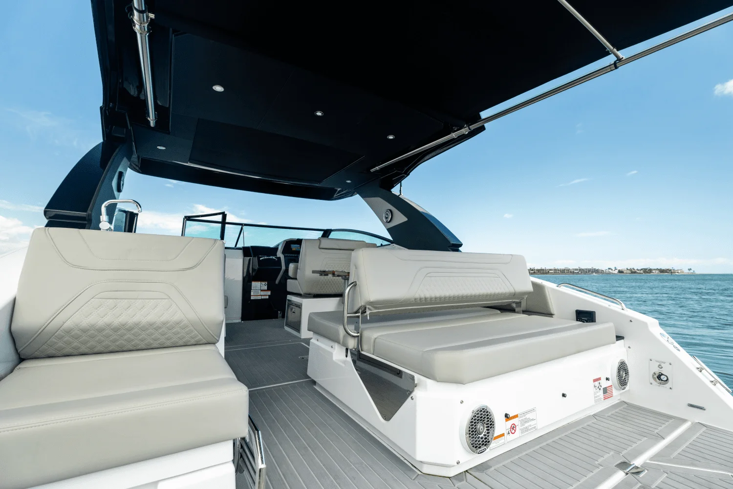 2026 Cruisers Yachts 34 GLS Outboard Image Thumbnail #74