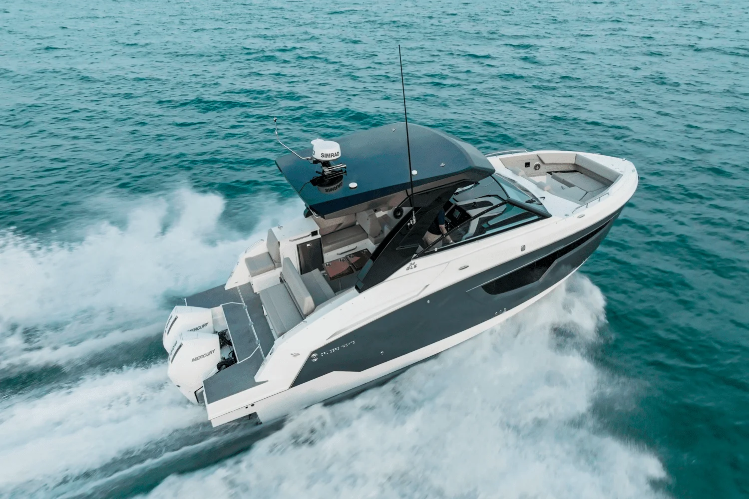 2026 Cruisers Yachts 34 GLS Outboard Image Thumbnail #60