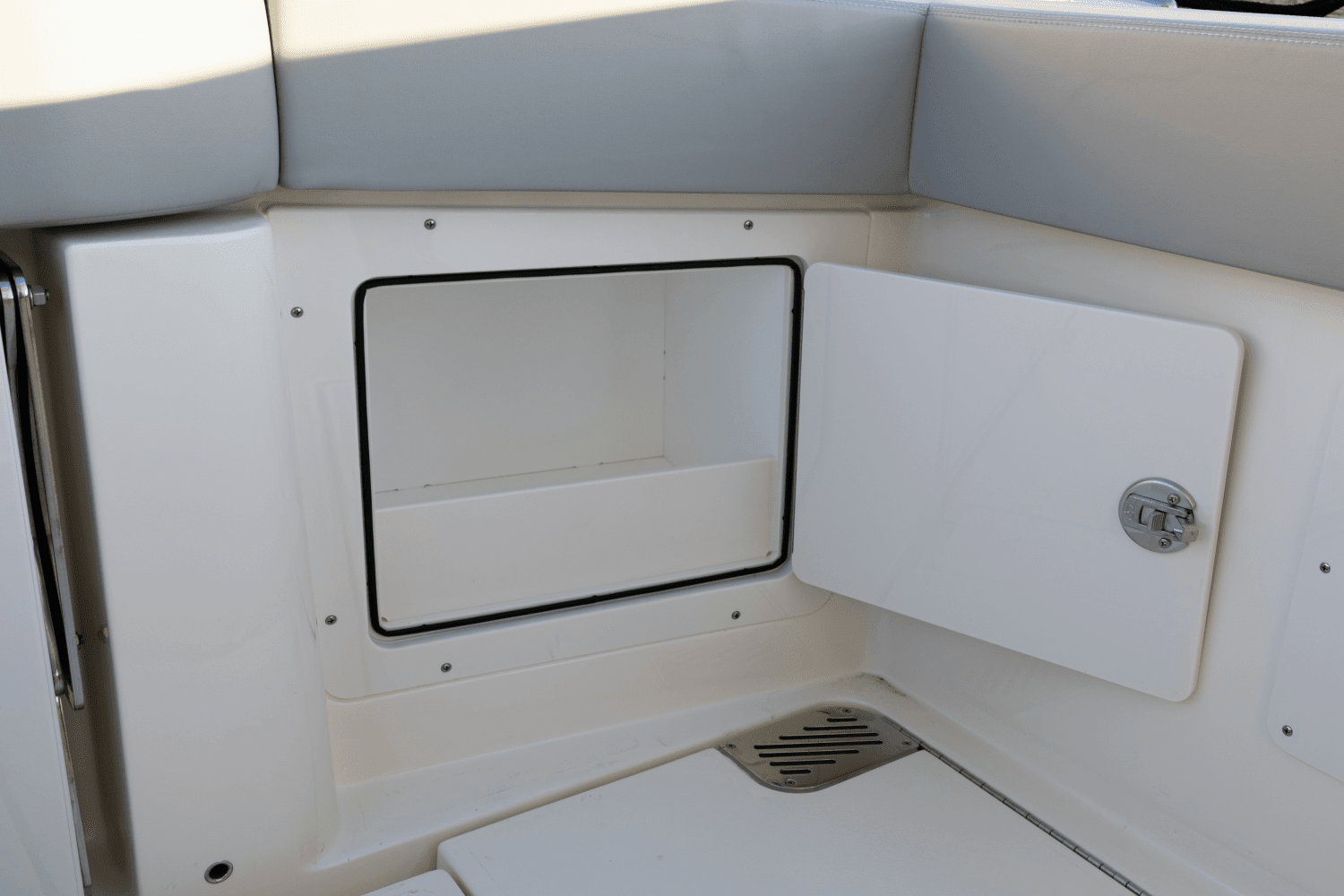 2025 Scout 357 LXF Image Thumbnail #39