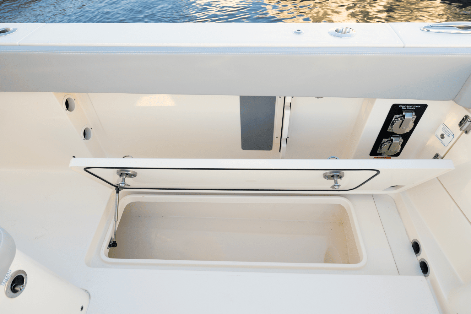 2025 Scout 357 LXF Image Thumbnail #35