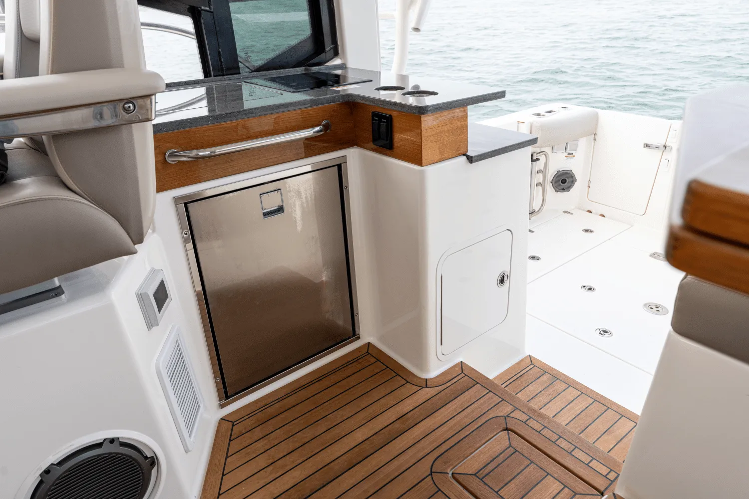 2026 Boston Whaler 365 Conquest Image Thumbnail #80