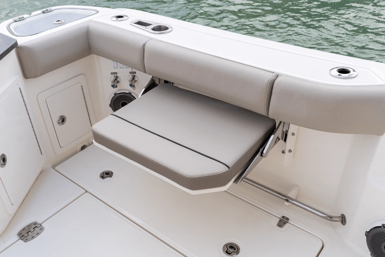 2026 Boston Whaler 365 Conquest Image Thumbnail #61