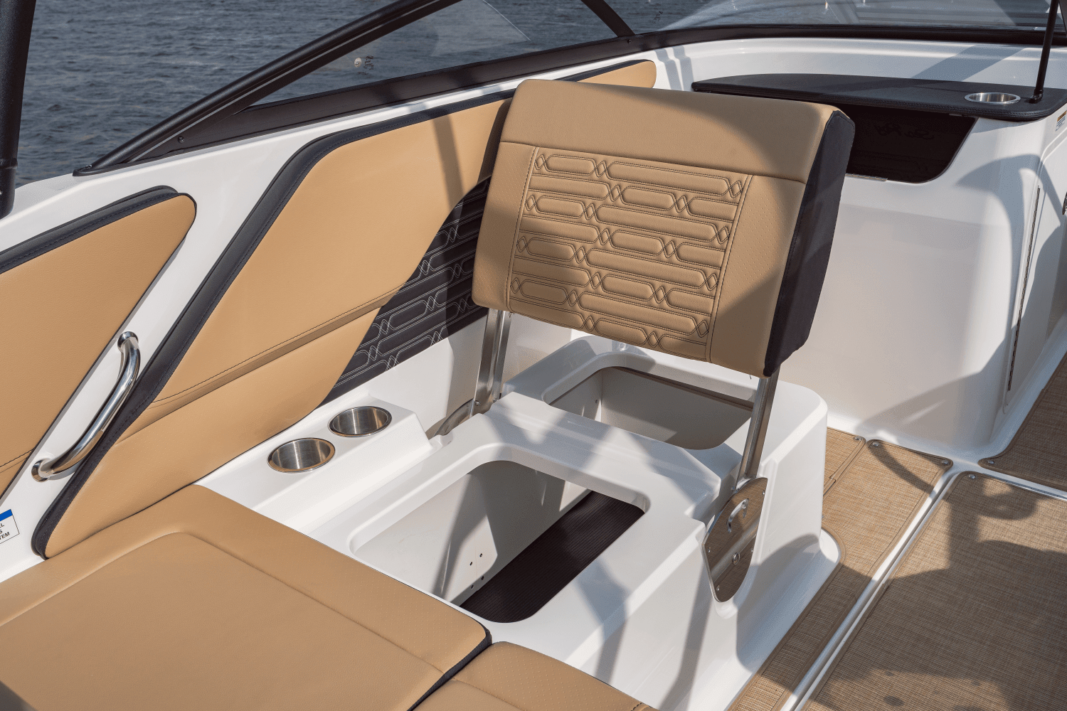 2026 Sea Ray SPX 190 Image Thumbnail #27