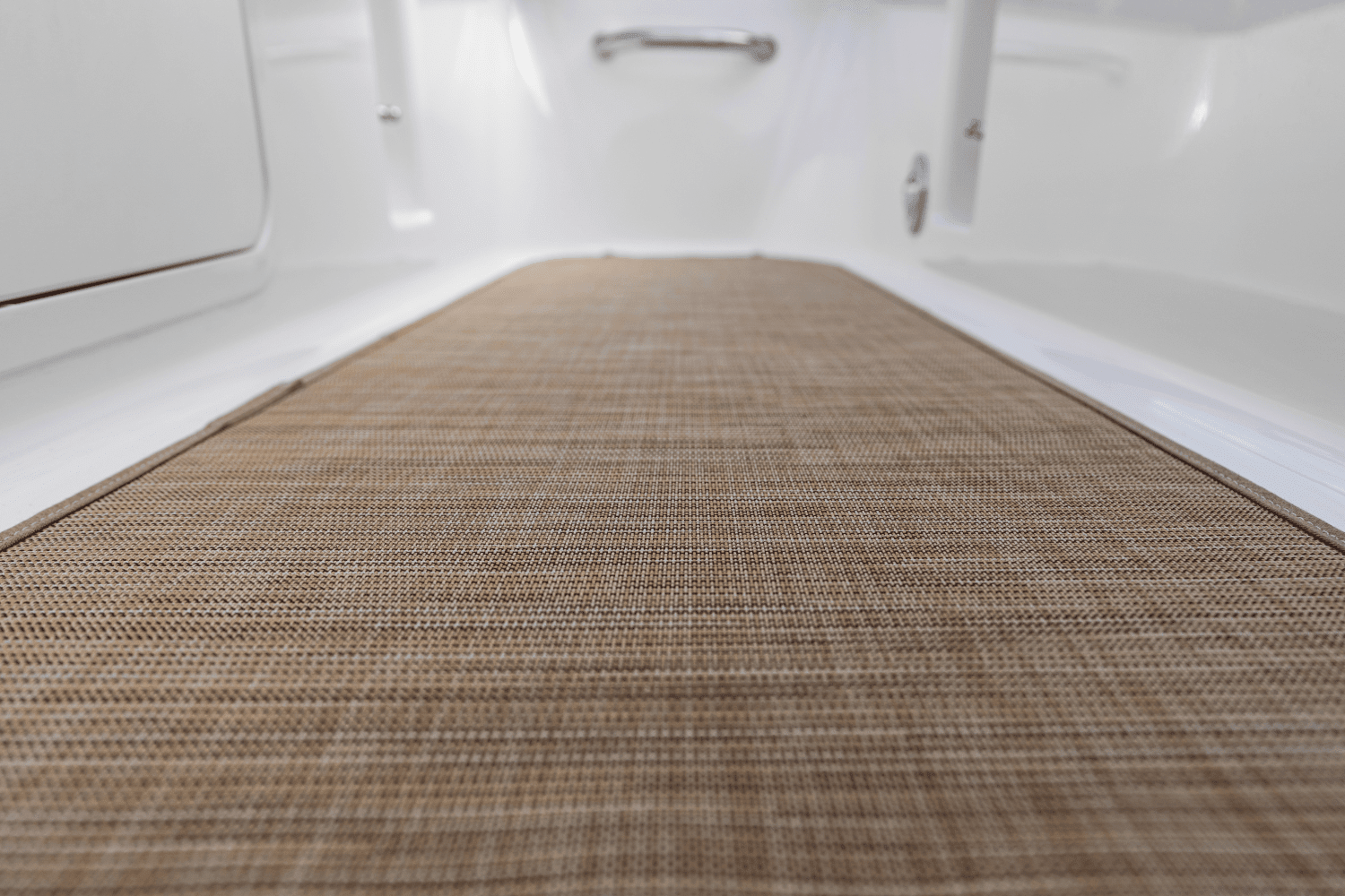 2025 Sea Ray SPX 190 Outboard Image Thumbnail #39