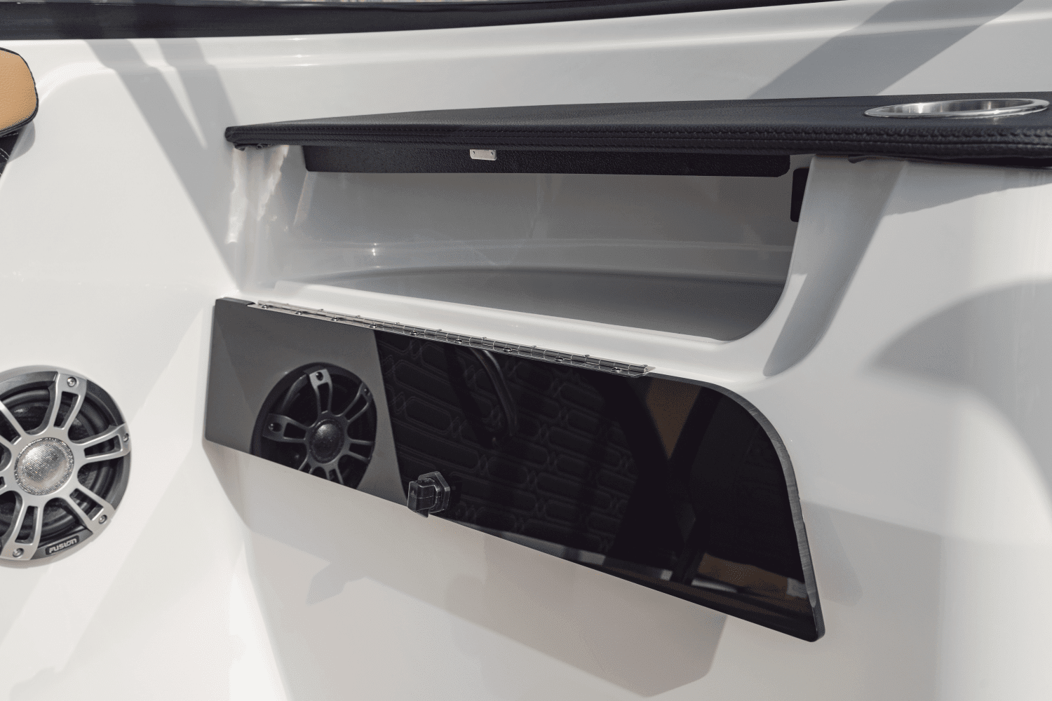 2025 Sea Ray SPX 190 Outboard Image Thumbnail #29