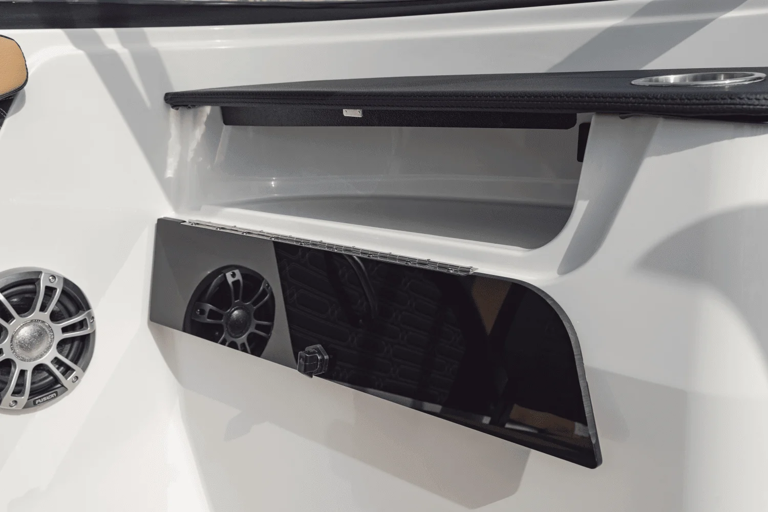 2026 Sea Ray SPX 190 Outboard Image Thumbnail #28