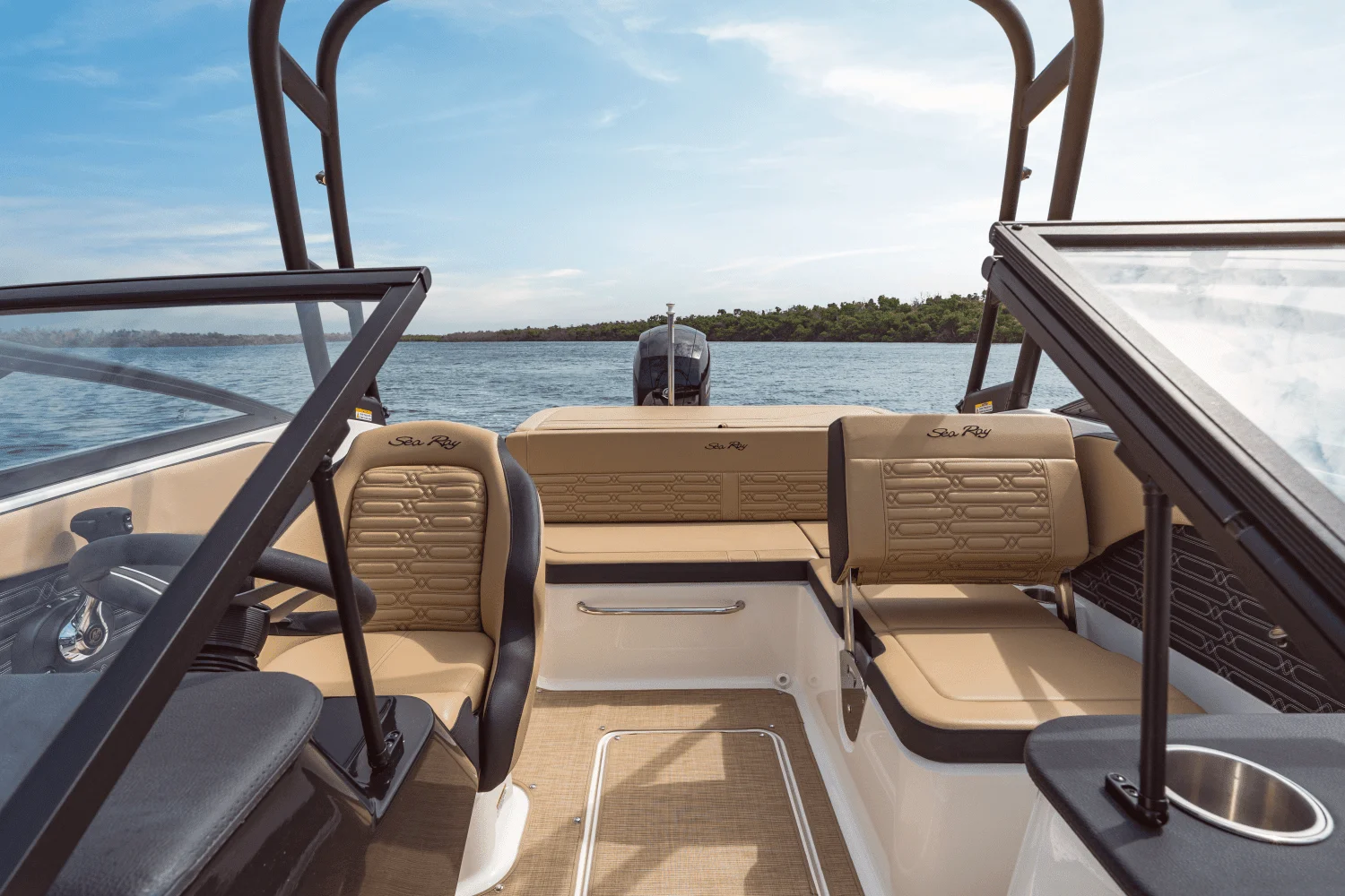 2026 Sea Ray SPX 190 Outboard Image Thumbnail #18