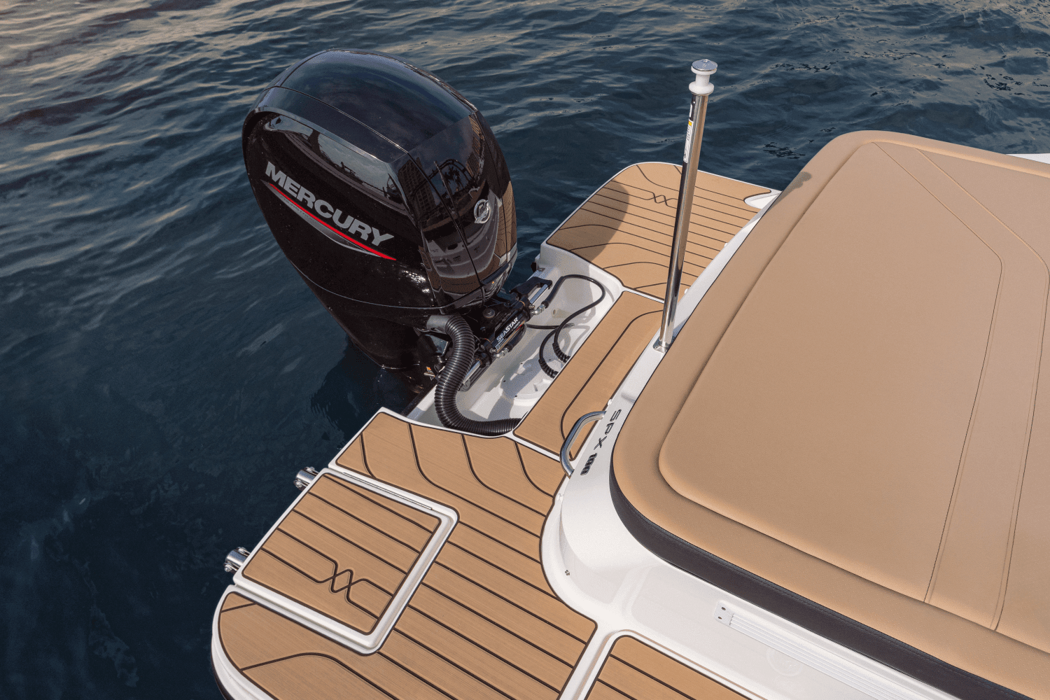 2025 Sea Ray SPX 190 Outboard Image Thumbnail #25