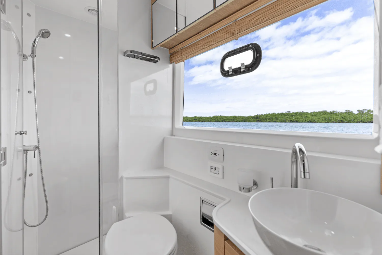 2025 Aquila
                                                             50 Yacht Image Thumbnail #75