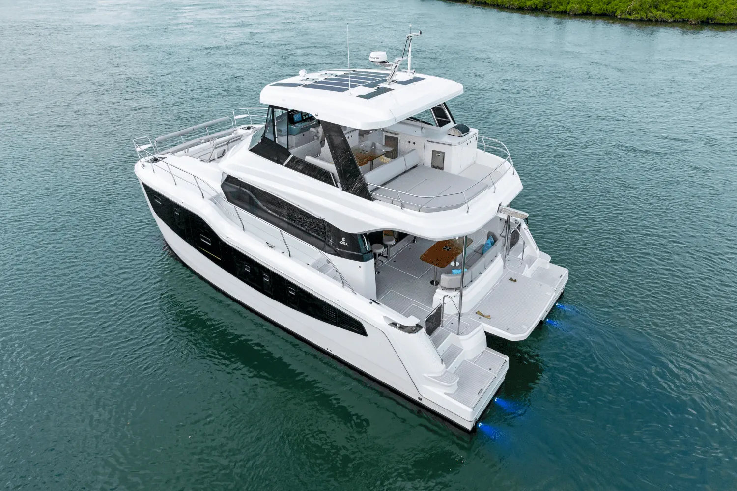 2025 Aquila
                                                             50 Yacht Image Thumbnail #6