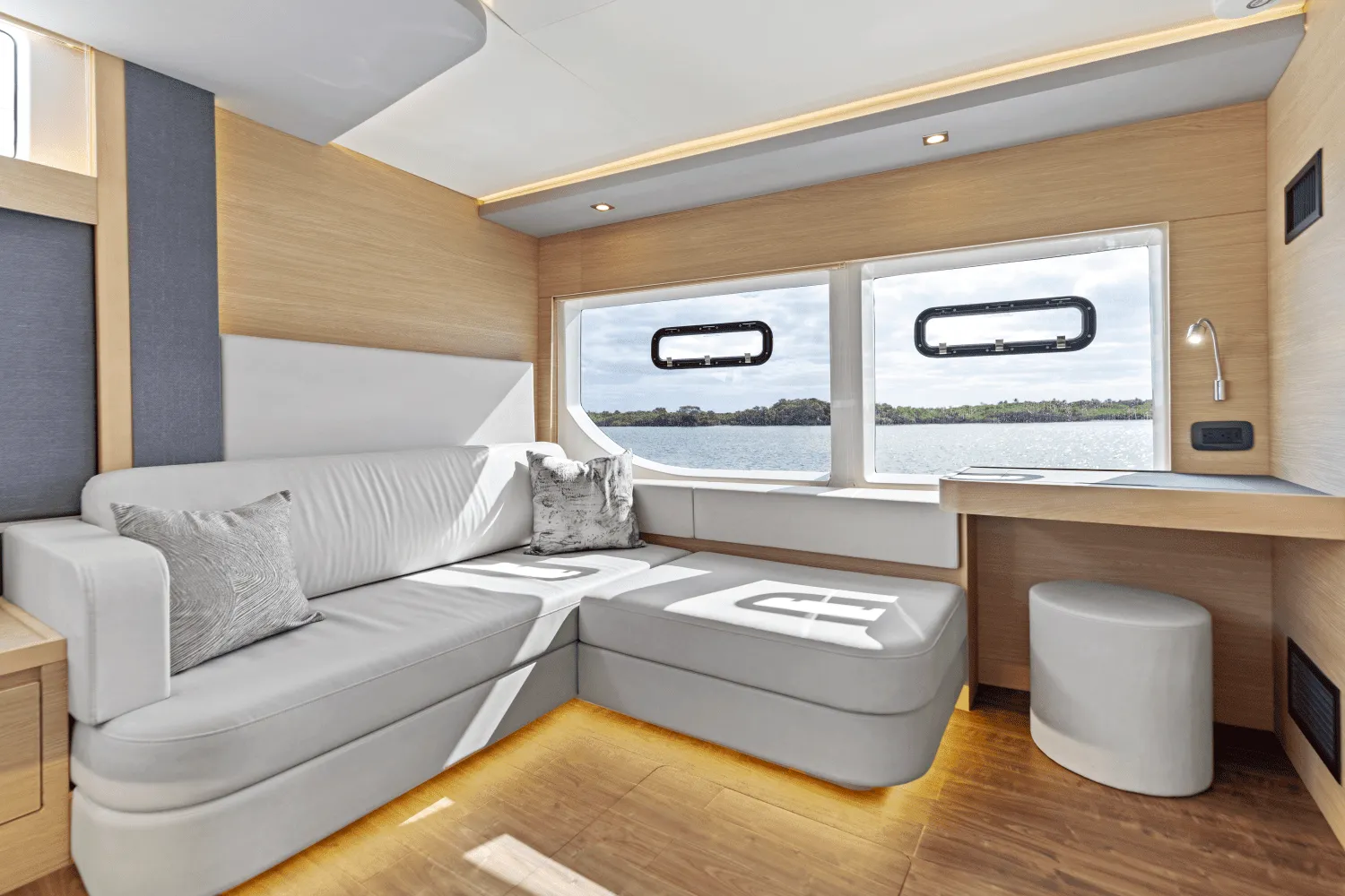 2025 Aquila
                                                             50 Yacht Image Thumbnail #96