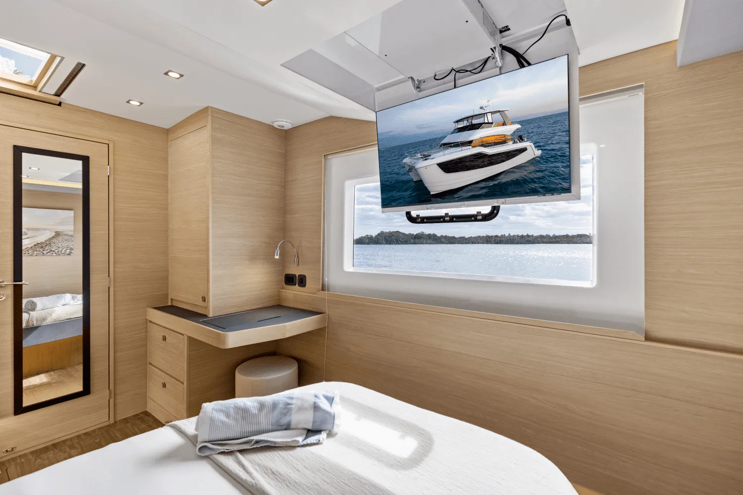 2025 Aquila
                                                             50 Yacht Image Thumbnail #89