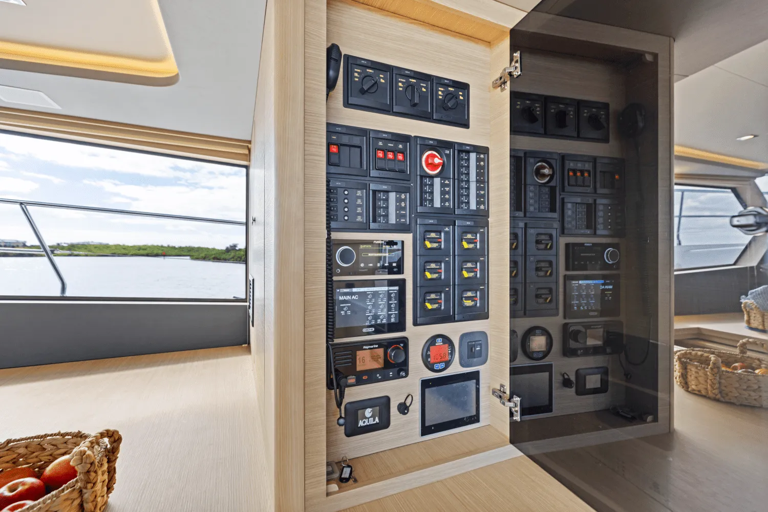 2025 Aquila
                                                             50 Yacht Image Thumbnail #91