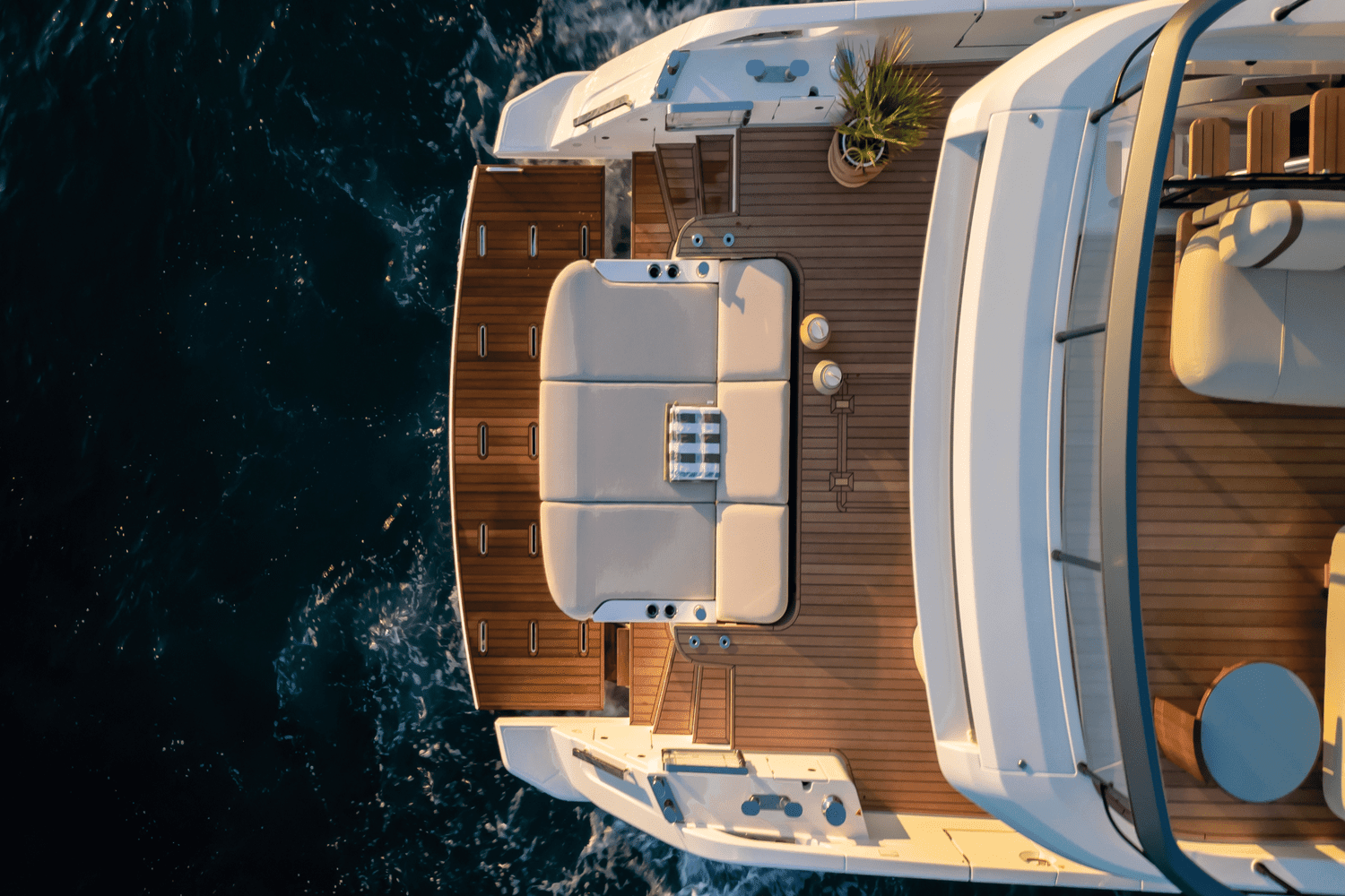2025 Azimut
                                                             Fly 62 Image Thumbnail #5