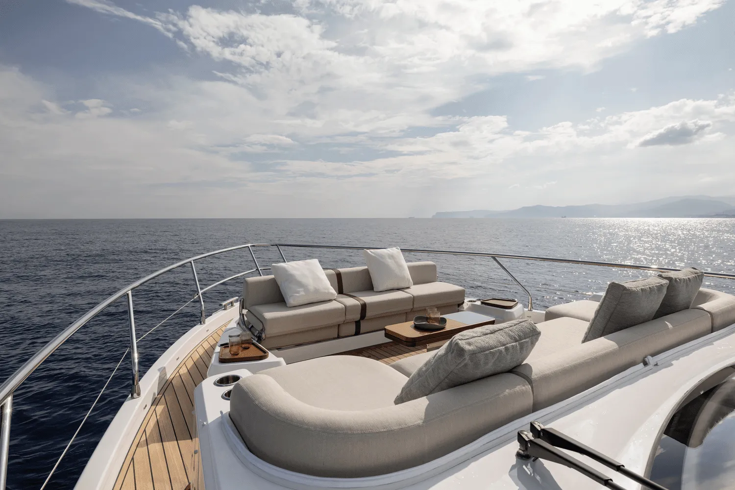2025 Azimut
                                                             Fly 62 Image Thumbnail #11