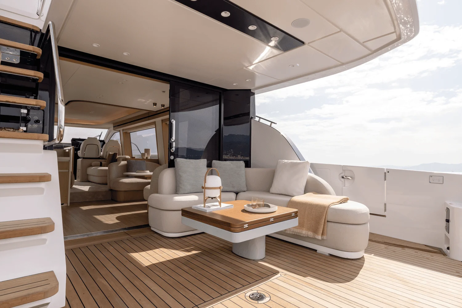 2026 Azimut Fly 62 Image Thumbnail #8