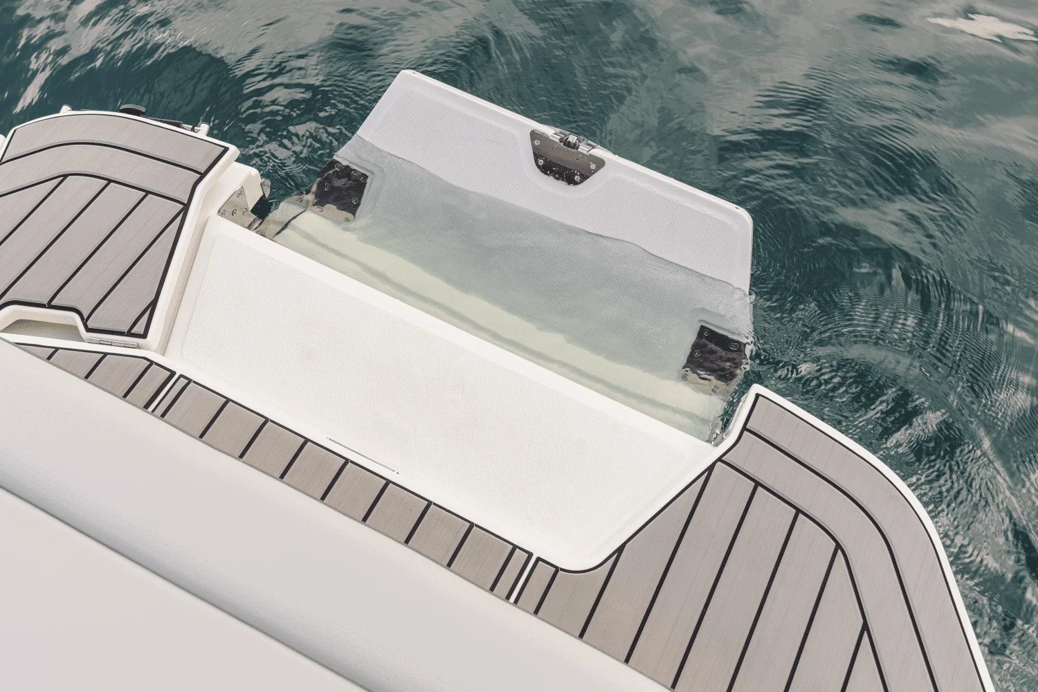 2026 Sea Ray SDX 250 Image Thumbnail #76