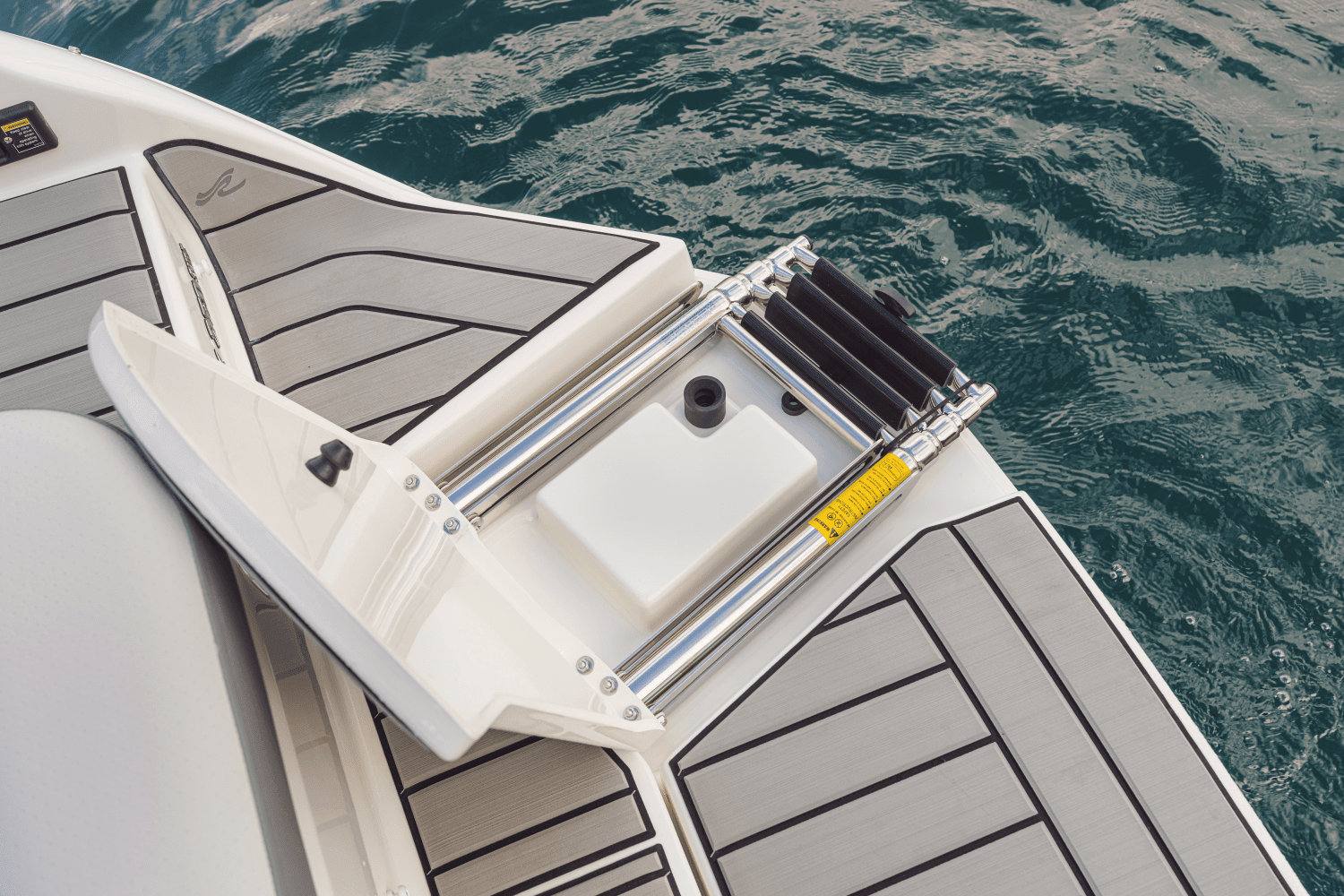 2026 Sea Ray SDX 250 Image Thumbnail #75