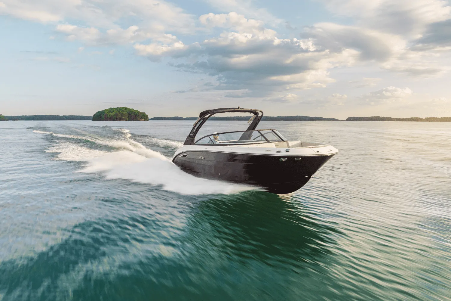 2026 Sea Ray SDX 250 Image Thumbnail #0