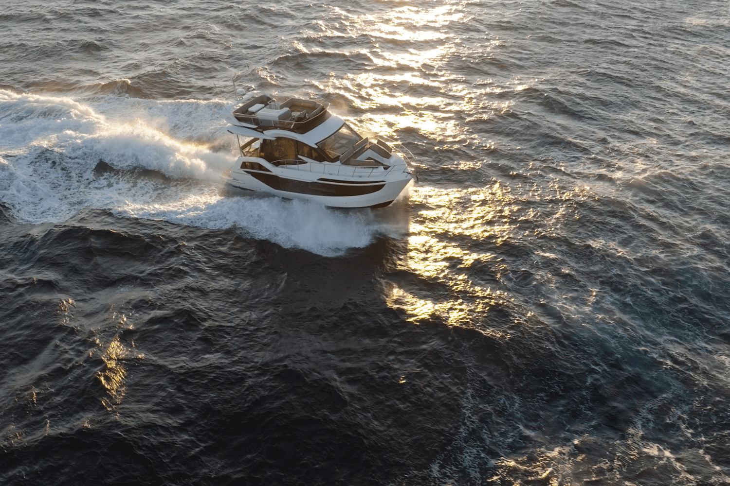 2025 Galeon 480 FLY Image Thumbnail #9