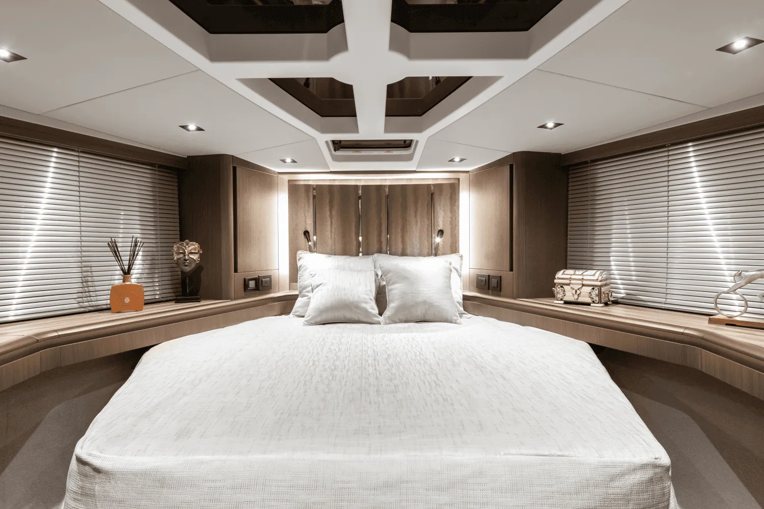 2025 Galeon 480 FLY Image Thumbnail #48