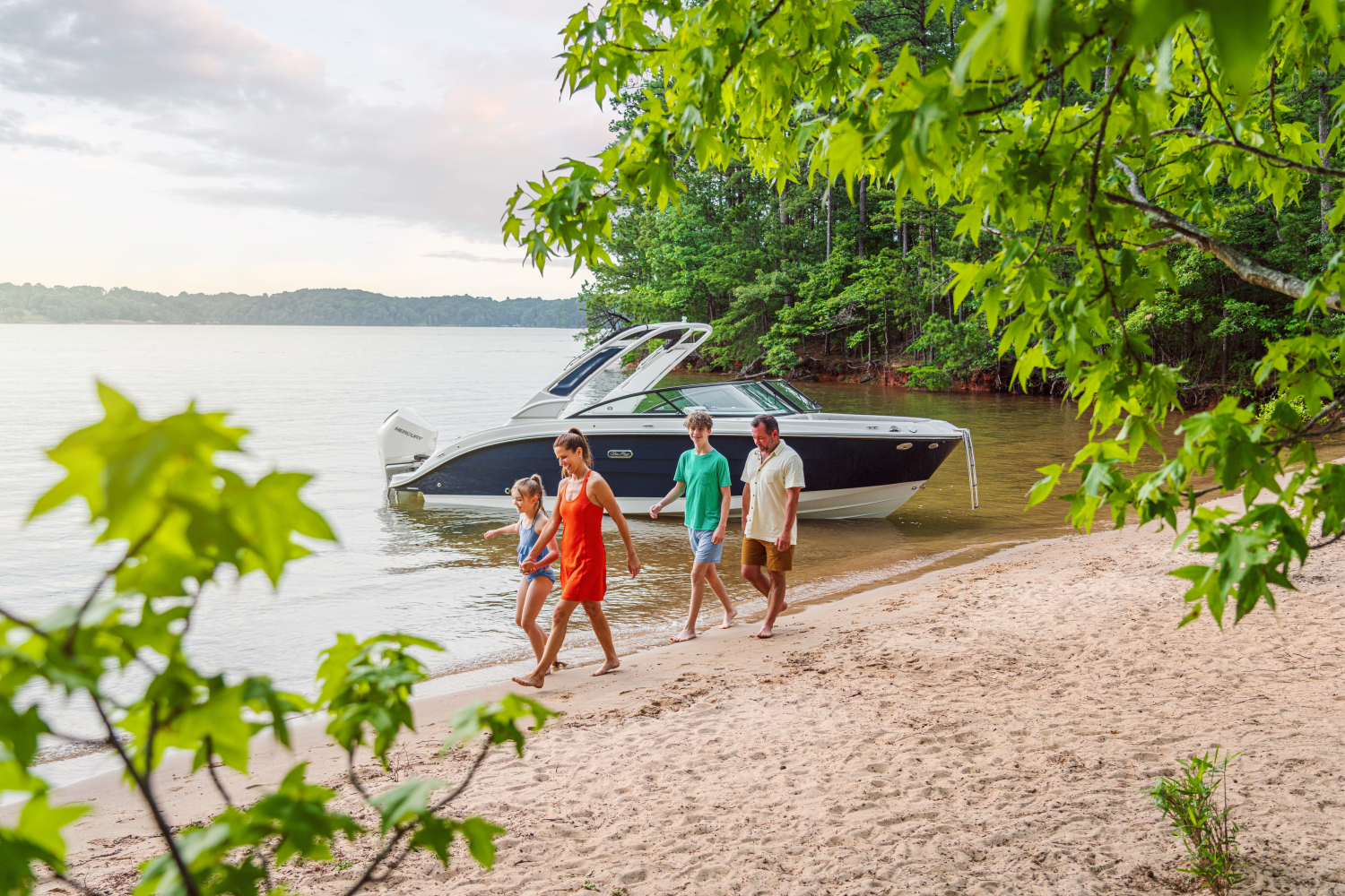 2025 Sea Ray SDX 250 Outboard Image Thumbnail #33