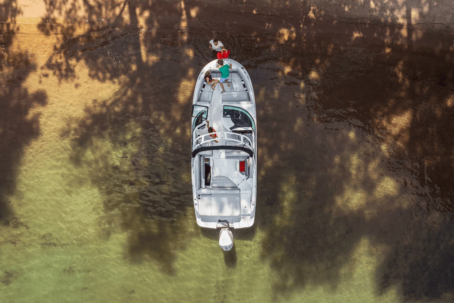 2026 Sea Ray SDX 250 Outboard Image Thumbnail #52