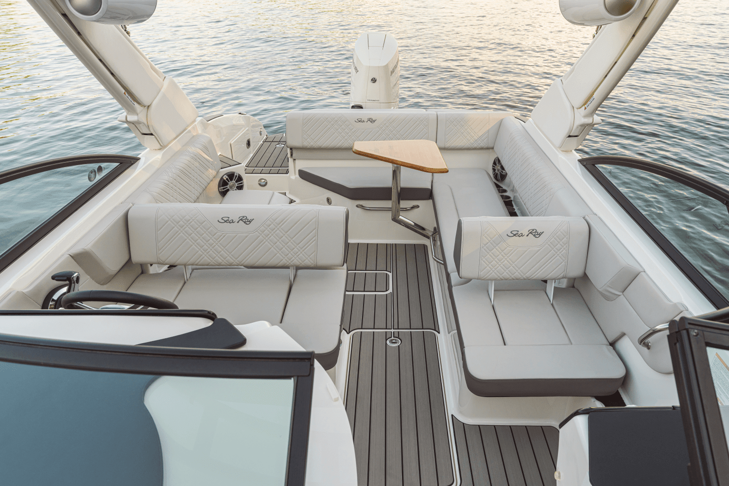 2025 Sea Ray SDX 270 Outboard Image Thumbnail #66