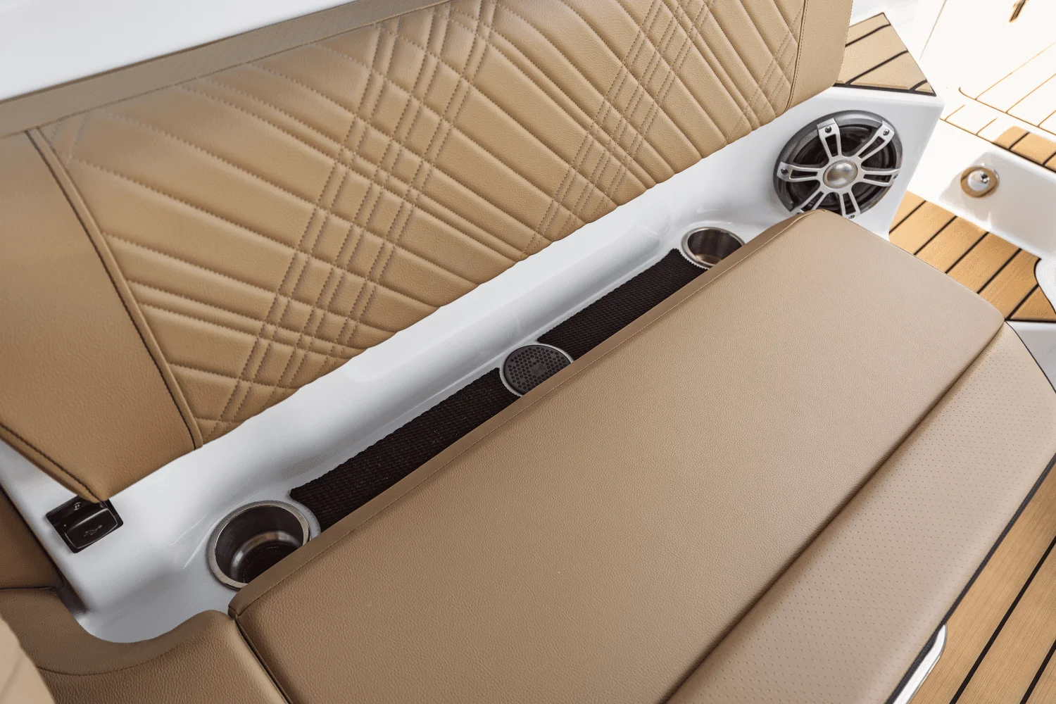 2025 Sea Ray SDX 270 Outboard Image Thumbnail #60